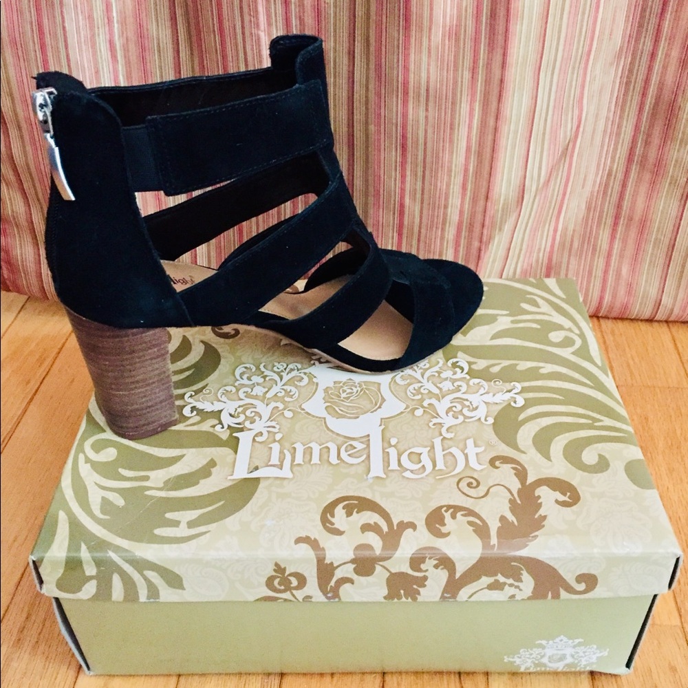 NIB Limelight Black Suede Sandal